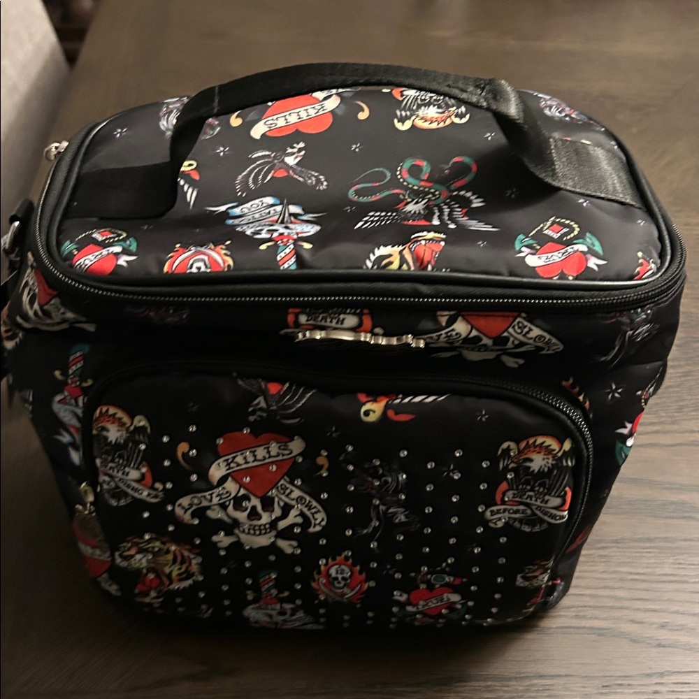Ed Hardy Leopard and Skull Print Lunch Bag 
 Coolers. 10x8x6   PICK ONE…. - Picture 4 of 9